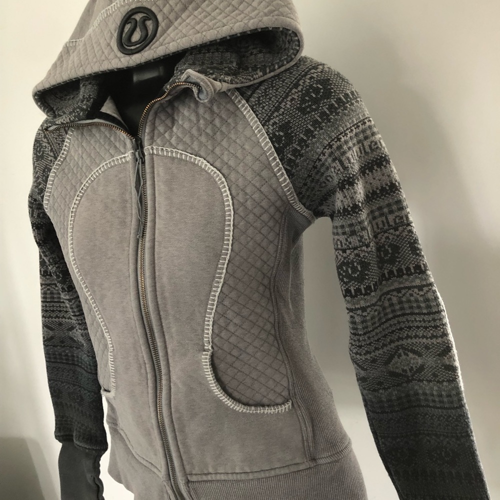 Lululemon scuba sweater